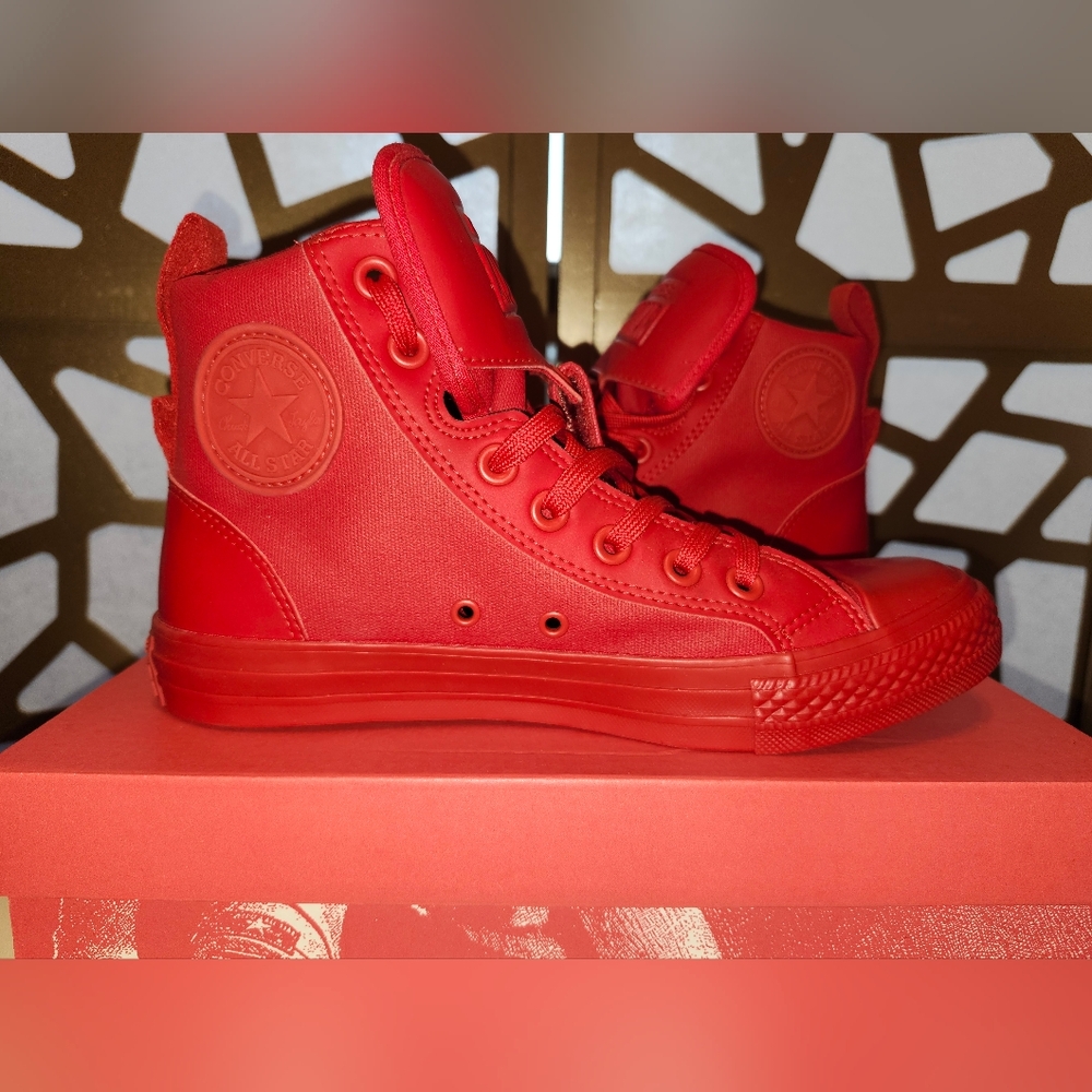 Converse Red HiTop